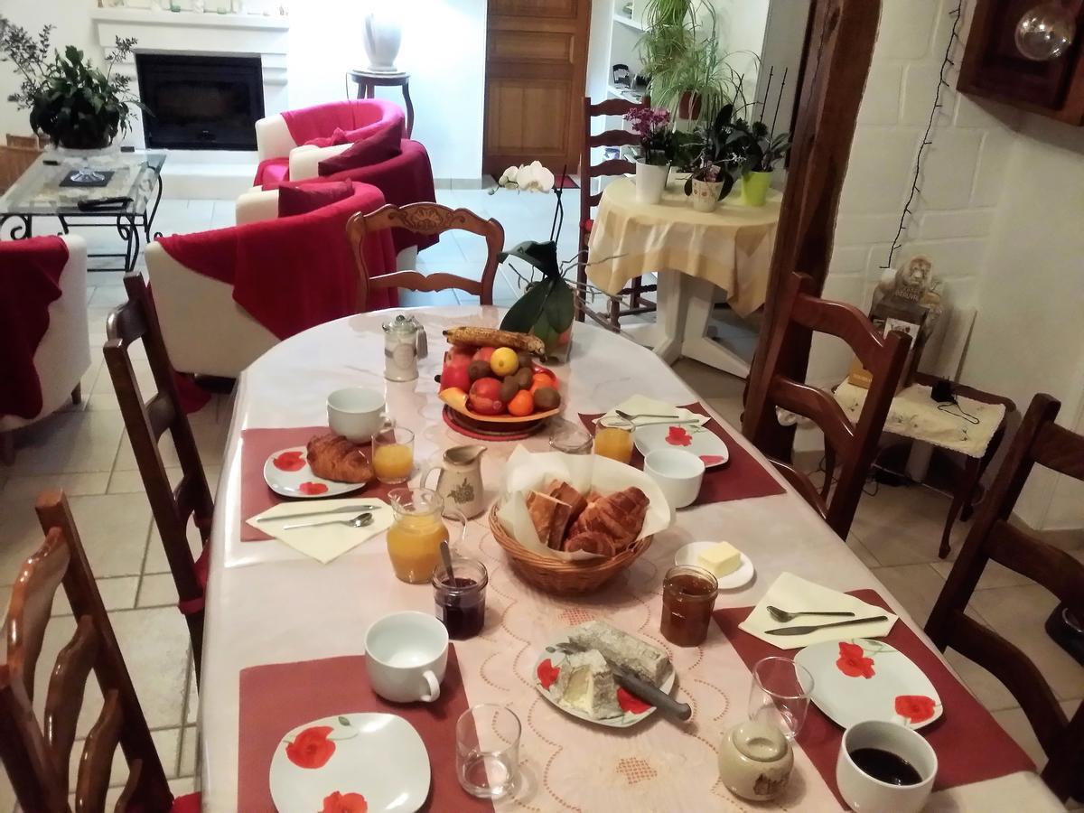 Chambres D'Hotes Anne-Marie Châtillon-sur-Indre エクステリア 写真